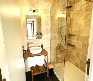Double room with small balcony in Savines-le-Lac Double room with small balcony in Savines-le-Lac