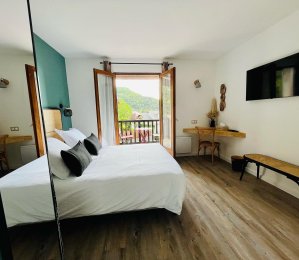 Double room with small balcony in Savines-le-Lac Double room with small balcony in Savines-le-Lac